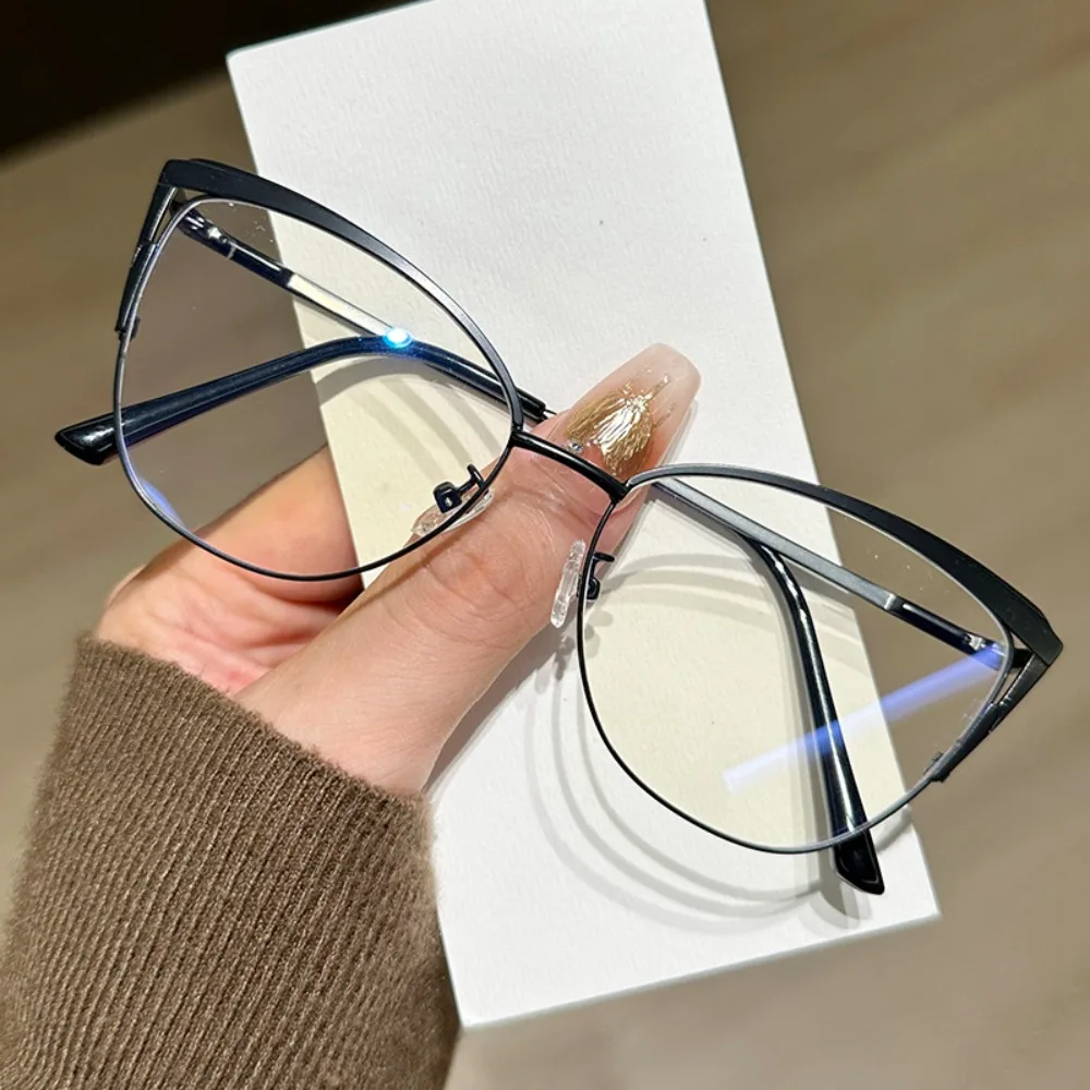 

Transparent Glasses Metal Eyeglass Frame for Women Anti Blue Light Glasses Fashion 2025 New Exquisite Cat Eye Computer Goggles
