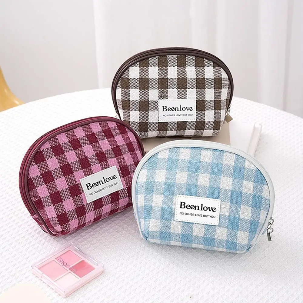 

Lattice Semicircle Cosmetic Storage Bag Large Capacity with Zipper Handheld Makeup Bag Korean Style Mini Toiletries Bag Home