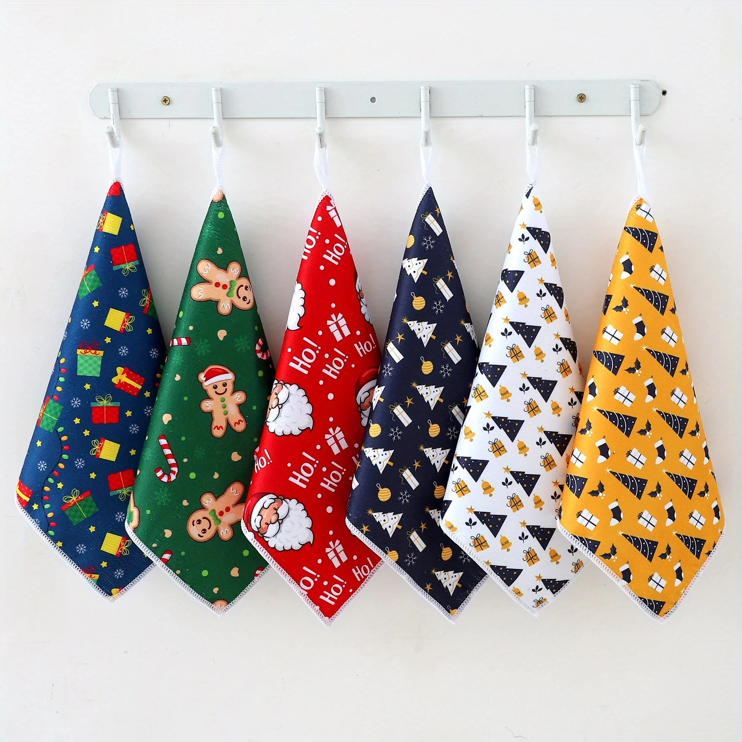 Christmas Cartoon Dish Towels Set, 1/3/6-Pcs - Polyester Knit Fabric Low Lint Kitchen Towels with Santa and Holiday Theme