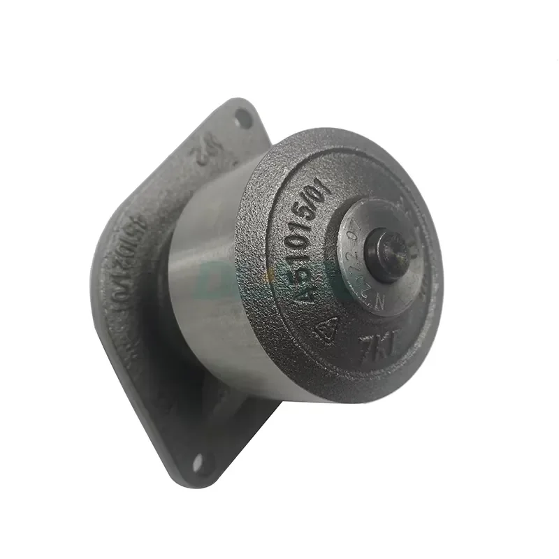 Mini Excavators Attachment Water Pump 3389145 6735-61-1500 6731-62-1100 Excavator Water Pump