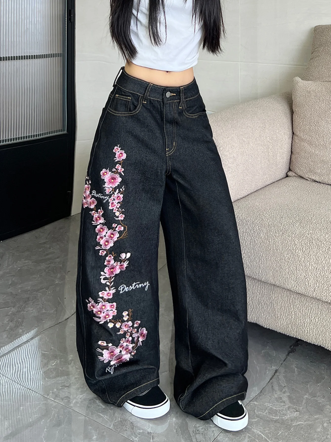 Plus Size Women Spring Autumn Mid Waist Wide Leg Retro Chinese Jeans Floral Embroidery Firm Denim Photo Outfit