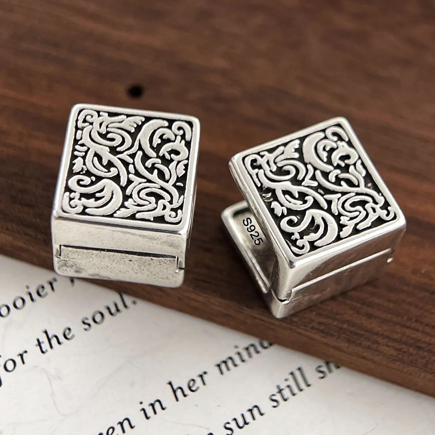 925 Sterling Silver Vintage Earrings For Women Simple Vintage Pattern Earring Jewelry Prevent Allergy Party Accessories Gift