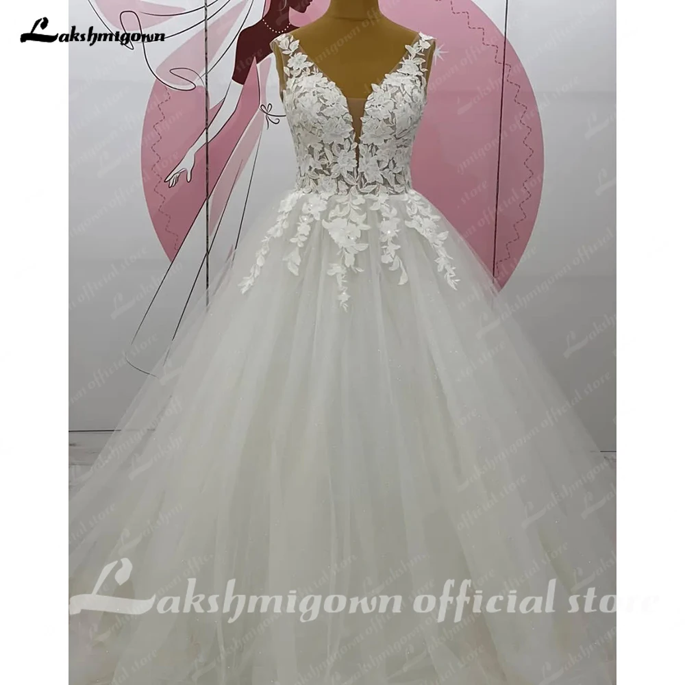 Lakshmigown-vestido de Novia sin mangas con cuello de pico, Apliques de encaje bohemio, Vestidos de Novia largos de tul con espalda descubierta, Vestidos de Novia personalizados