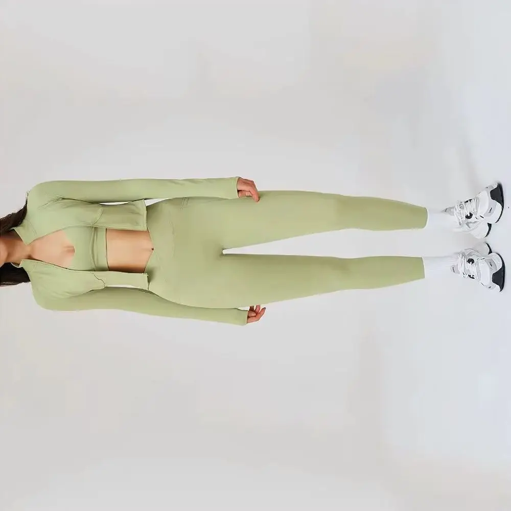 

Спортивный костюм для йоги и фитнеса, 3 предмета: топ с длинным рукавом, леггинсы, спортивный бюстгальтер. Женский комплект для тренировок, бега, йоги.