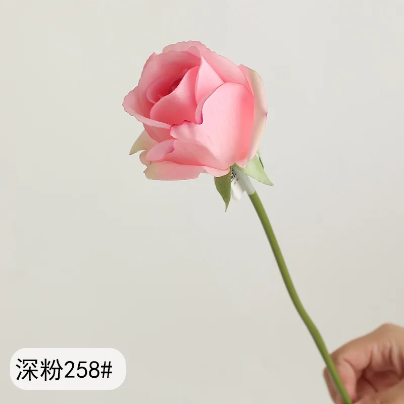 10 Stück Feuchtigkeitsspendende Rosen mit Echtem Touch, Künstliche Blumen, Brautstrauß, Hochzeitsrosen, Party- und Heimdekoration, Valentinstagsgeschenkstrauß – Detail 7
