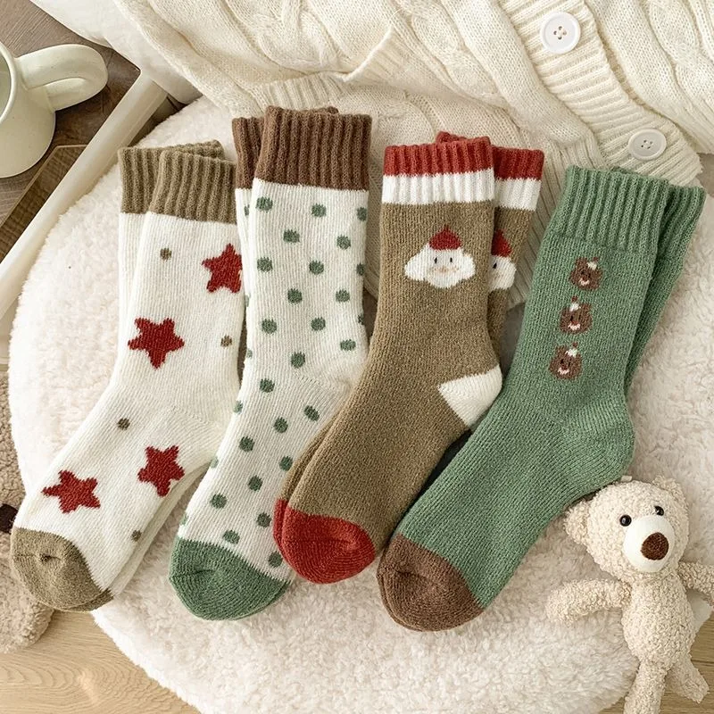 4 pares de calcetines de invierno gruesos y cálidos a media pantorrilla para mujer, bonitos calcetines largos de dibujos animados, conjunto de calcetines esponjosos de retales para niñas, regalo de Navidad