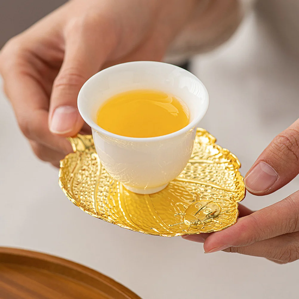 

Leaf Shaped Copper Metal Coaster Nordic Style Non-Slip Bottom Cup Mat Drink Holder Table Decoration Metal Leaf Coaster