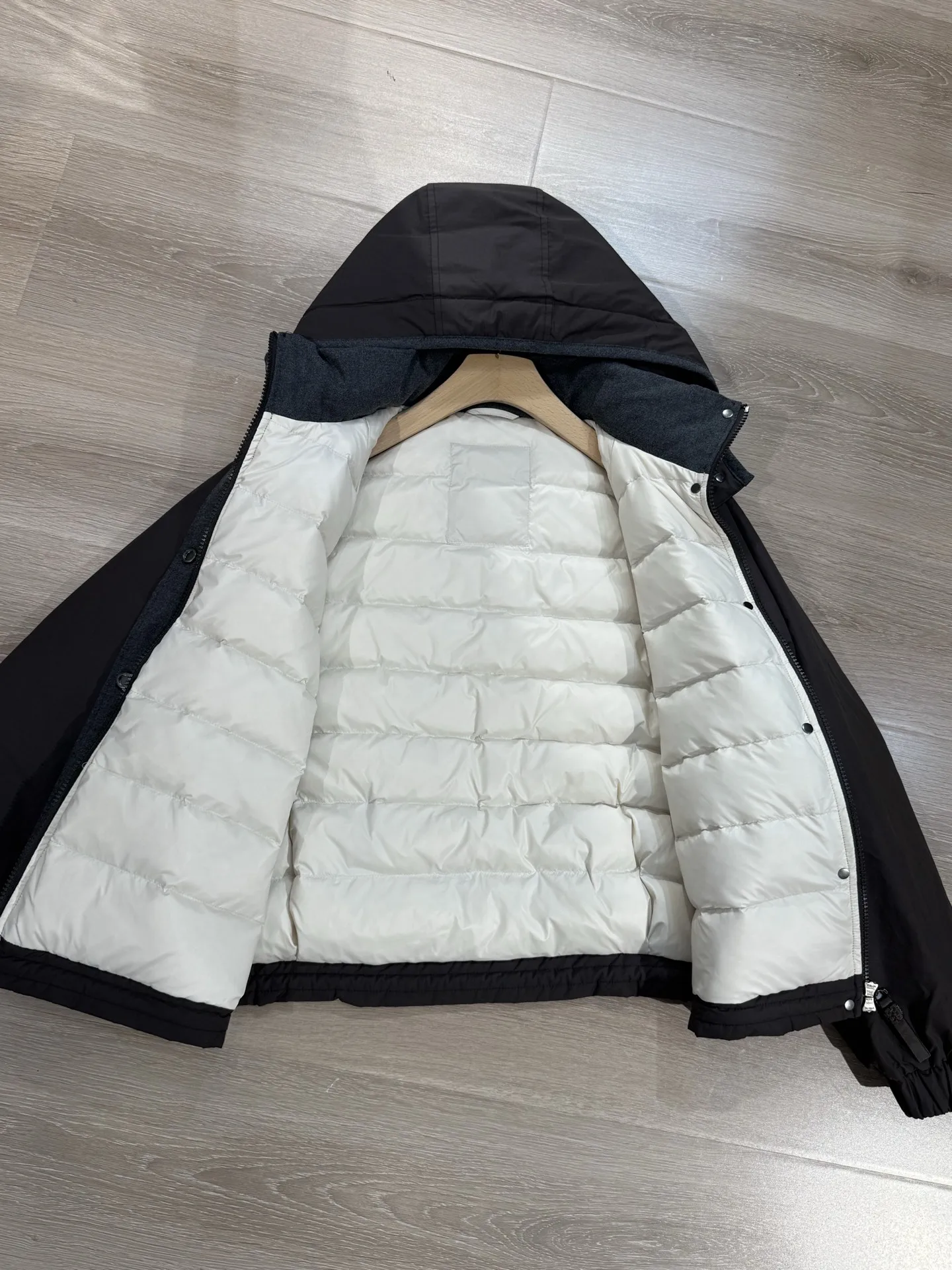 Nuevo Chaqueta de plumón de color Chocolate con capucha desmontable estilo Otoño/Invierno, abrigo cálido de estilo Retro para mujer