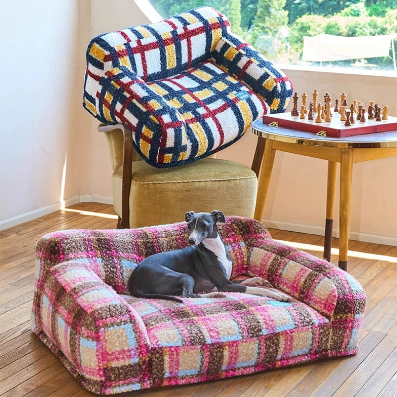 #Vintage Plaid Pet Bed for Cats and Dogs Plush Warm Cat Bed All-Season Thick Sleeping Cushion Comfortable Versatile Pet Furnitur