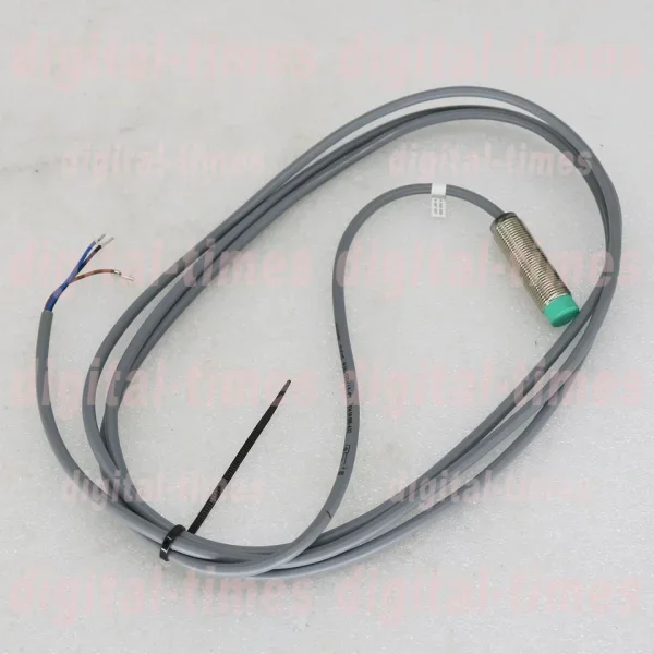 

Абсолютно новый бесконтактный датчик Nj4-12gm40-e2, гарантия качества, новый оригинальный ПЛК Lj Brand Spot 2026