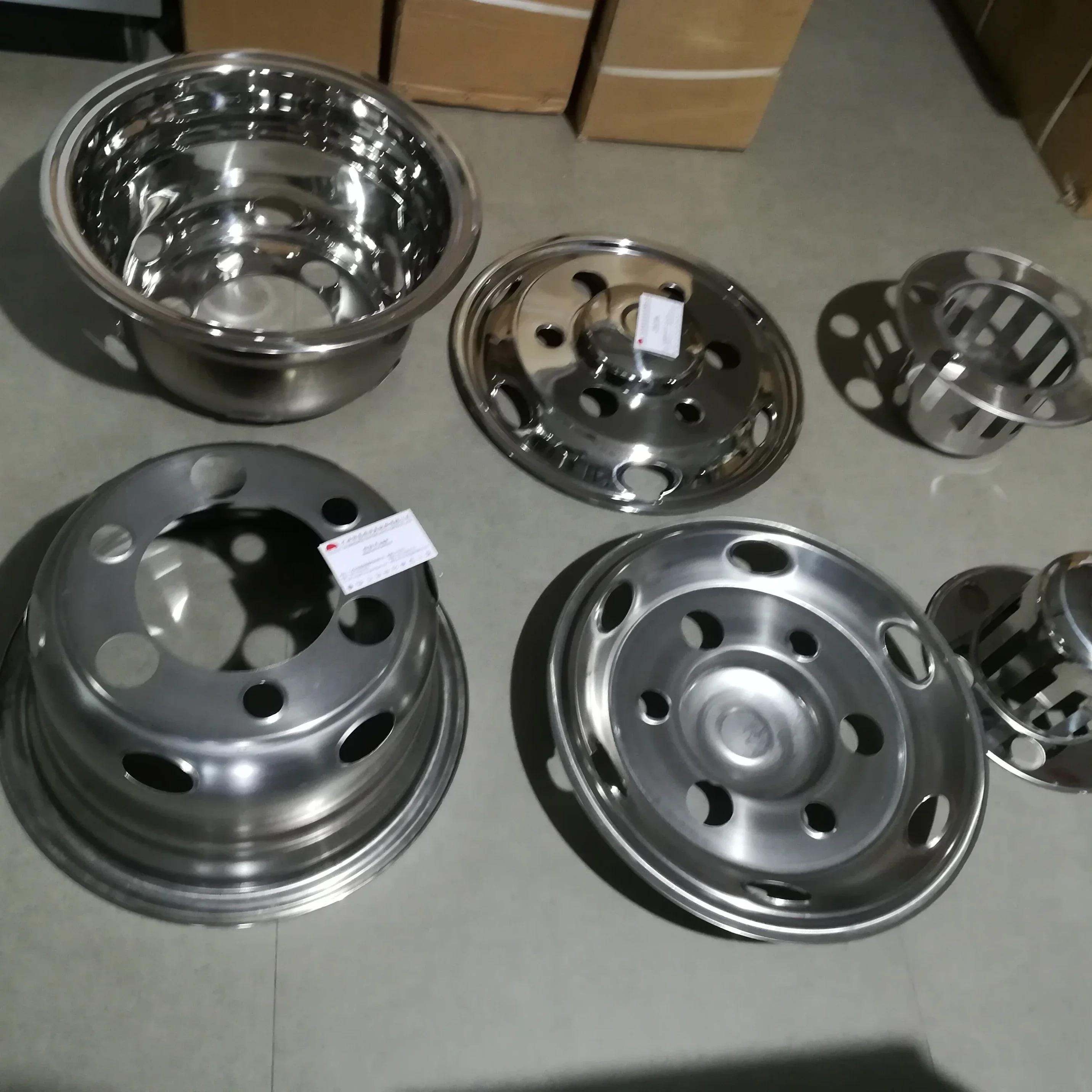 

17.5 Inch Universal Wheel Cover Vehicle Stainless Steel Hubcaps