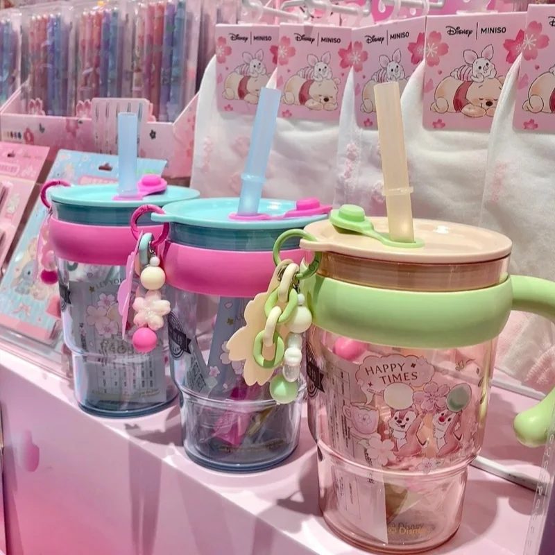

Miniso Disney Cherry Blossom Season Чашка для воды с соломенным тританом Dwen Dwen Тематическая игрушечная фигурка Винни