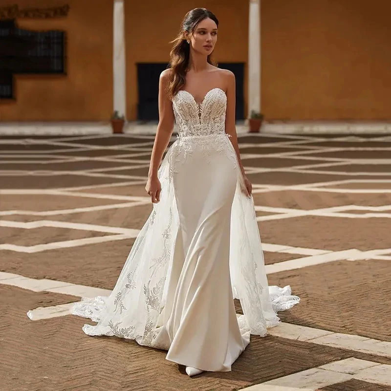 

Женское атласное платье с V-образным вырезом, открытой спиной