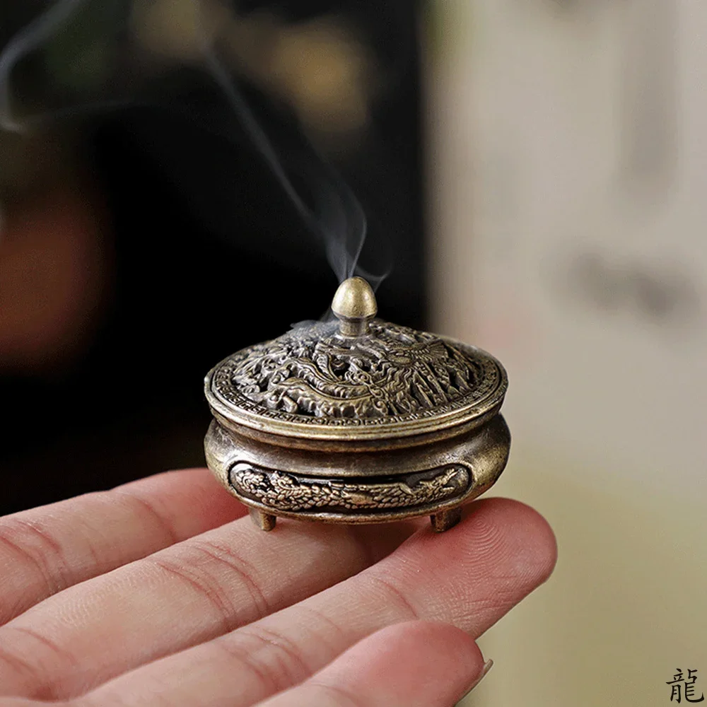 1PC Longfeng Fingertip Stove, Three-Legged Small Incense Burner, Non-Stick Powder Tray, Creative Aromatherapy Burner