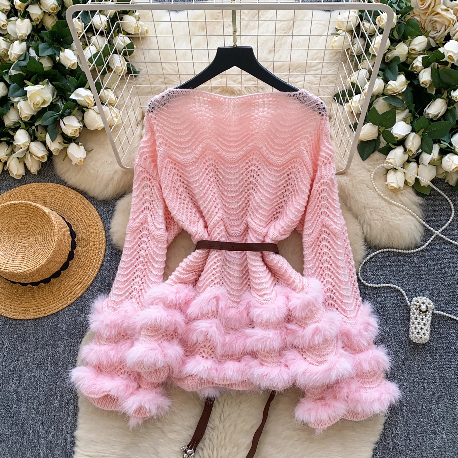 เสื้อเบลาส์ถักลายวินเทจแขนยาว ดีไซน์เก๋ไก๋ สไตล์แฟชั่นหวานซ่อนเปรี้ยว เสื้อผู้หญิงสไตล์นางฟ้า