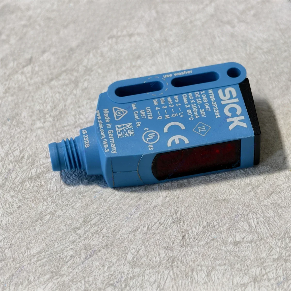 WTB9-3P2261 1049047 Photoelectric Switch Sensor 100% New & Original