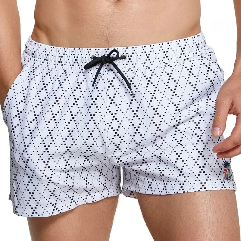 

Peach Skin Beach Shorts for Men Quick-Drying Swim Trunks for Diving Boating Surfing Tropical Leaf Print Summer Vacation Bottoms