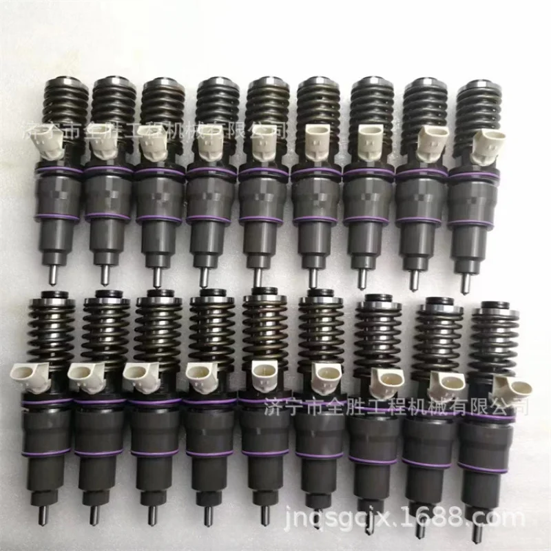 

PC220-7Excavator Injector Nozzle6754-11-3011 Diesel pump Air Conditioning Filter Element