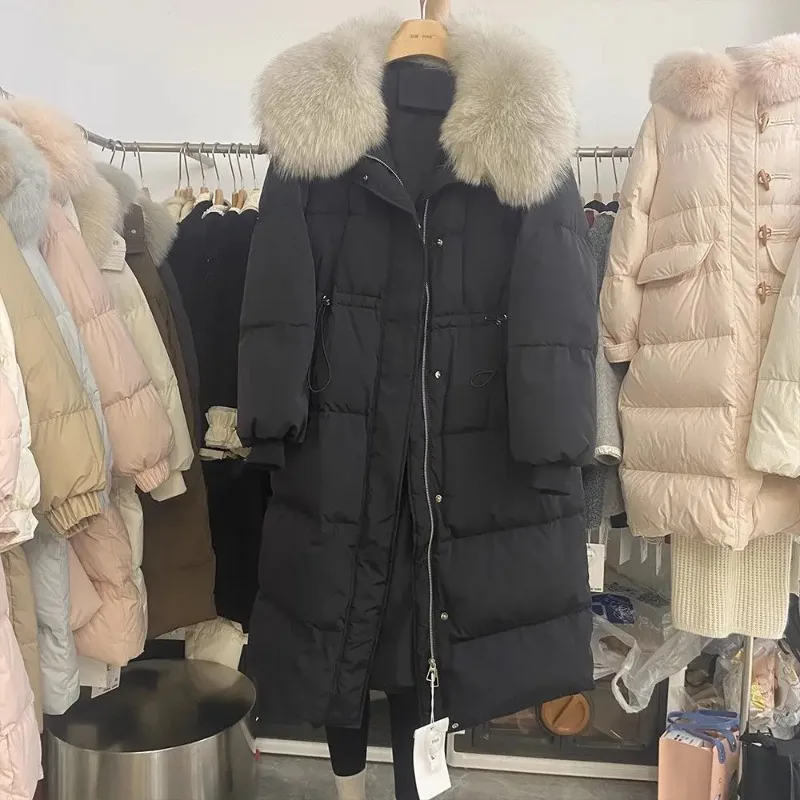 Damen-Jacke aus Fuchsfellimitat, warme Baumwolle, Winter 2022, verdicktes langes Design mit großem Pelzkragen, neuer Stil für kaltes Wetter