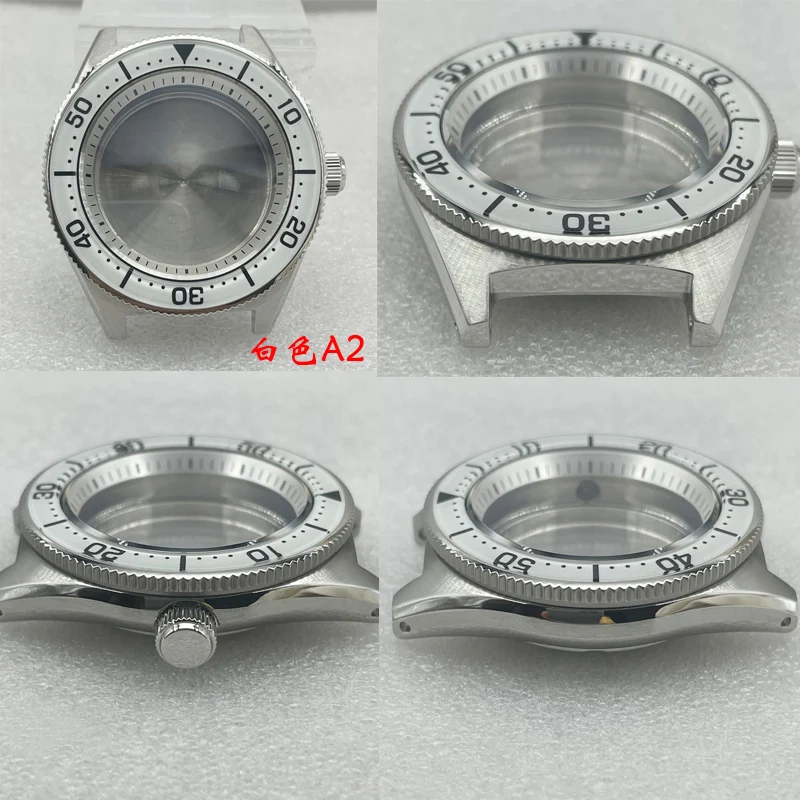 Cassa dell'orologio in acciaio inossidabile SBDC053 solido da 42.6mm cornice piena luminosa in zaffiro adatta per il movimento automatico NH35/36