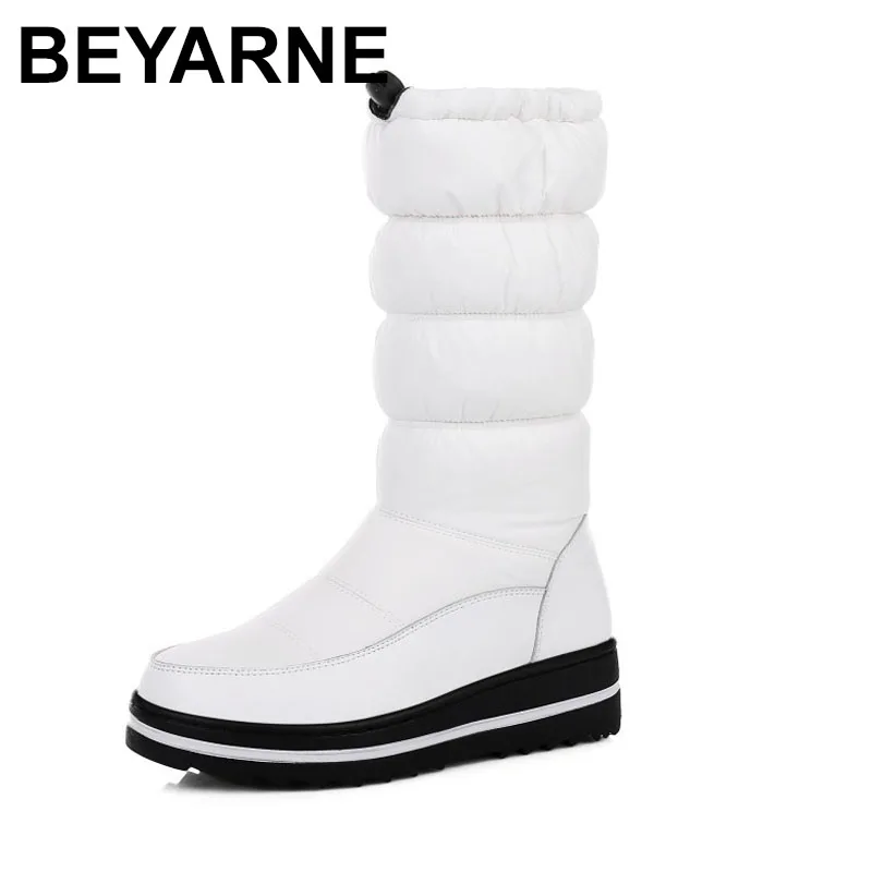 

2025 зимние женские пуховые зимние ботинки с круглым носком, плоский каблук, полусапожки на танкетке и платформе, непромокаемые плюшевые сапоги до середины икры из натуральной кожи