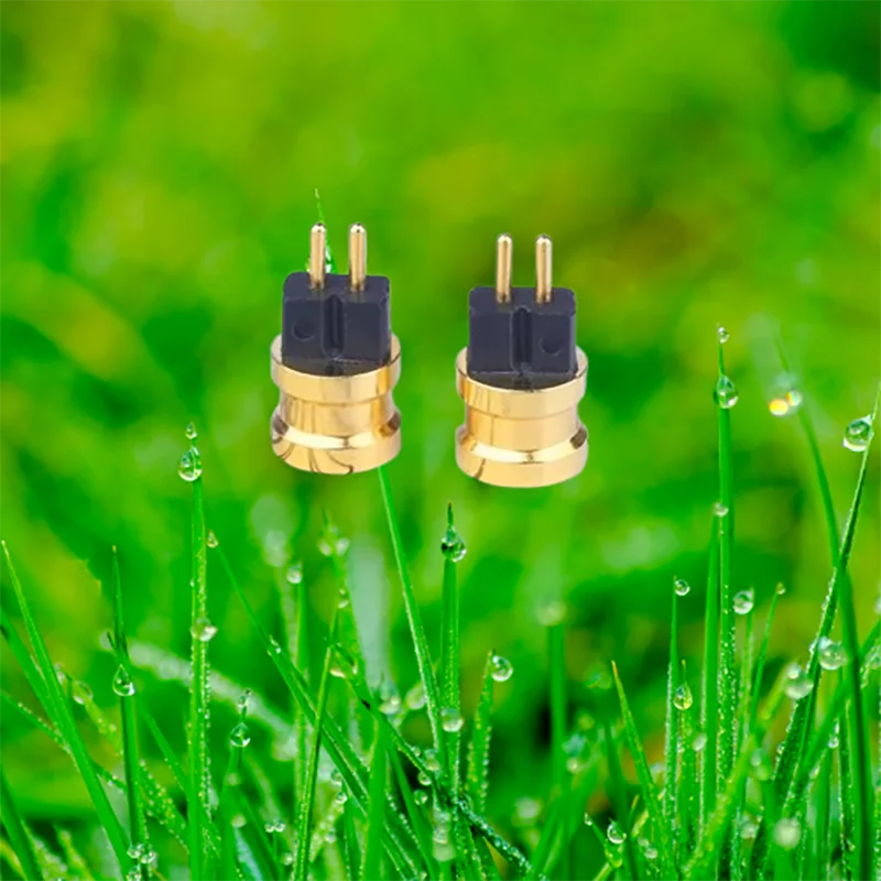 

Transparent Gold-Plated MMCX to 2Pin Adapter: 0.78mm Flat/Groove Converter with Socket Protection for IE300/600/900 & N5005​