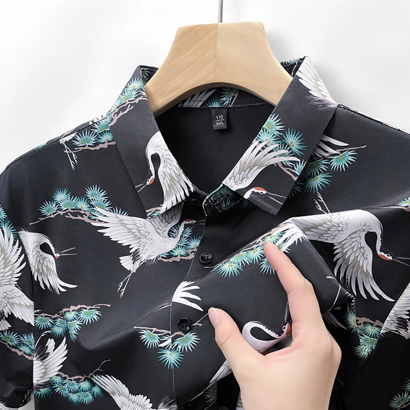 Camisas súper sedosas sin costuras para hombre, camisas de manga corta con estampado 3D de grulla, camisas de verano de calidad, elásticas y frescas, agradables para la piel, Camisas De Hombre