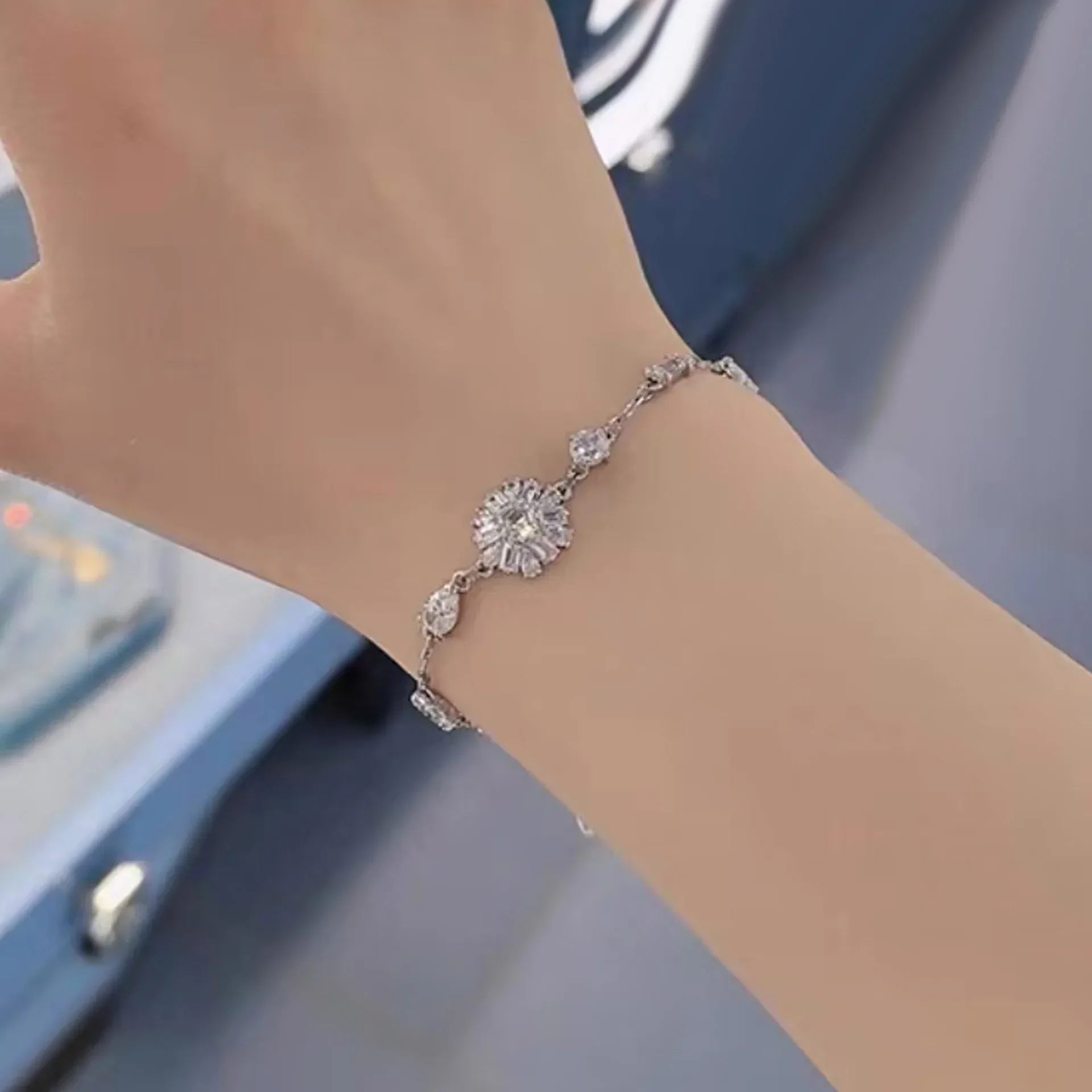 2025 الأصلي الصيف أشعة الشمس المرأة طقم مجوهرات رائعة موضة عباد الشمس قلادة أقراط سوار خاتم هدية تذكارية