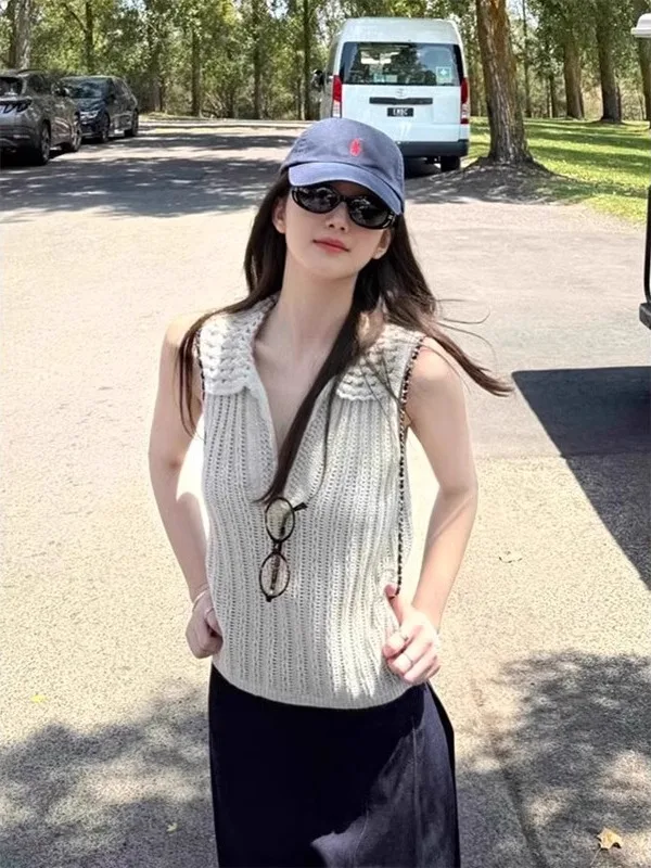 

Women's Knitted Hollow out Sleeveless Vest Summer Design Collar Top Korean Style Loose Fit Thin Material Polyester Fiber