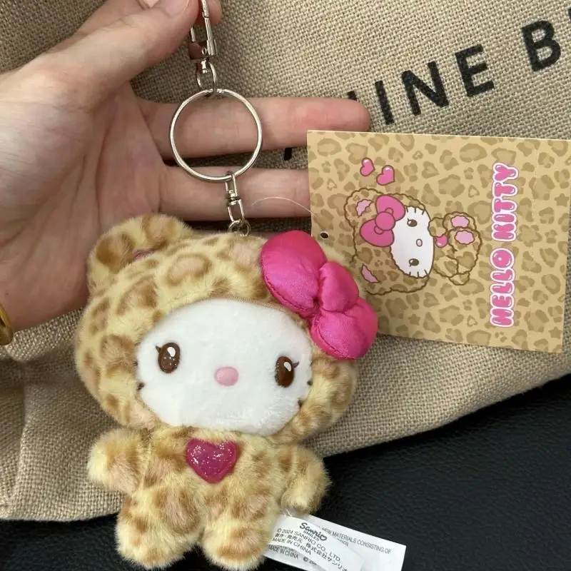 Personaggio Sanrio di alta qualità Kawaii Hello Kitty Cartoon Leopard Print Peluche Bambola Peluche Portachiavi Zaino Decorazione Regalo