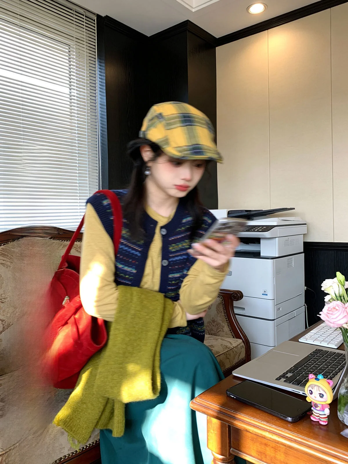 

Женский ретро-жилет Iuui·le в стиле Fair Isle, повседневная верхняя одежда, весна 2026, модный кардиган-свитер с полосатым узором