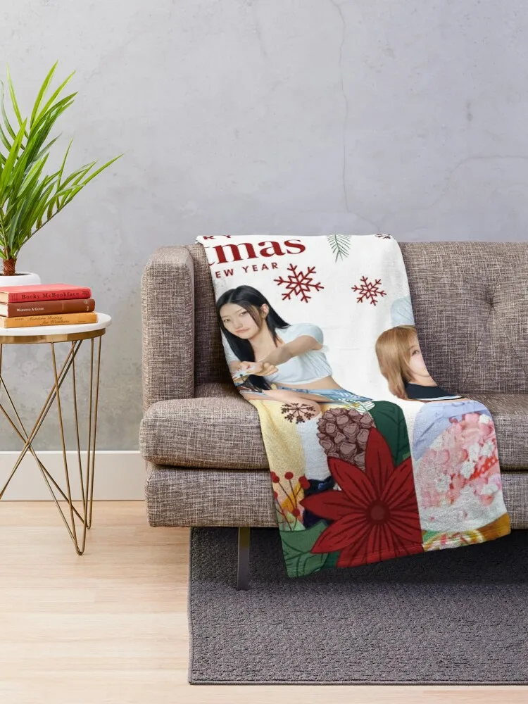 Christmas KISS OF LIFE (KPOP) Throw Blanket Luxury Brand Plaid on the sofa Loose Thins Blankets