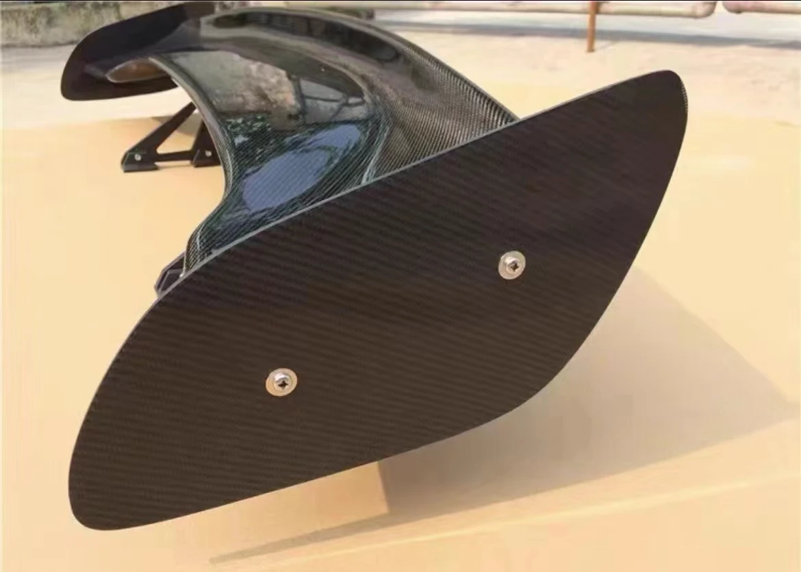 Carbon Fiber Universal Rear Spoiler Wing  for Manufacture Car Exterior Parts Universal Carbon Fiber Universal Rear Wing Spoiler