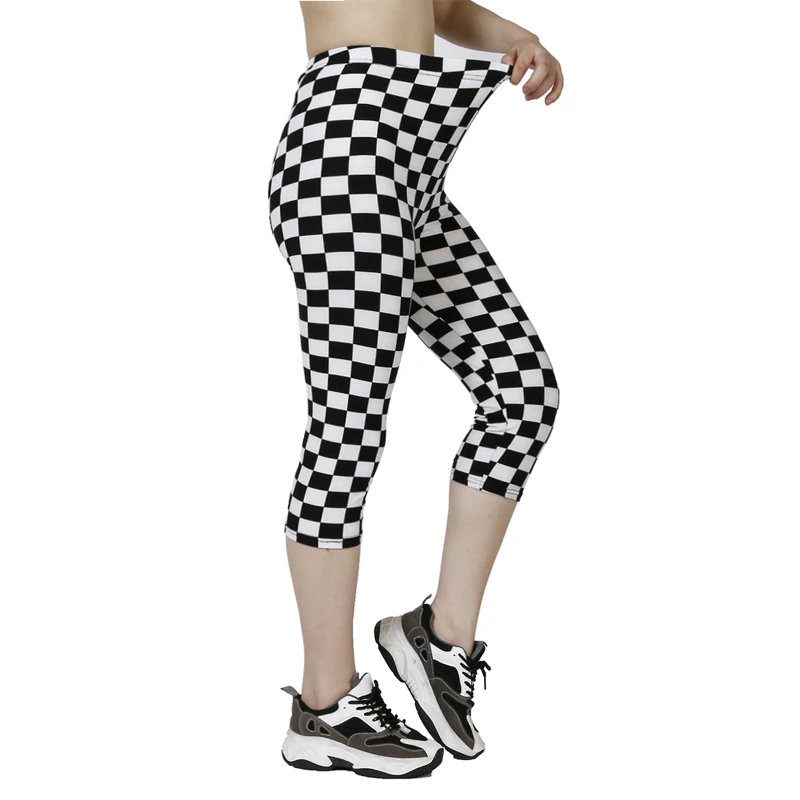 QR82 Black and White Checkered WOMEN\'S Pants, Cropped Pants, Elastic Waist Leggings, Soft Summer Leggings