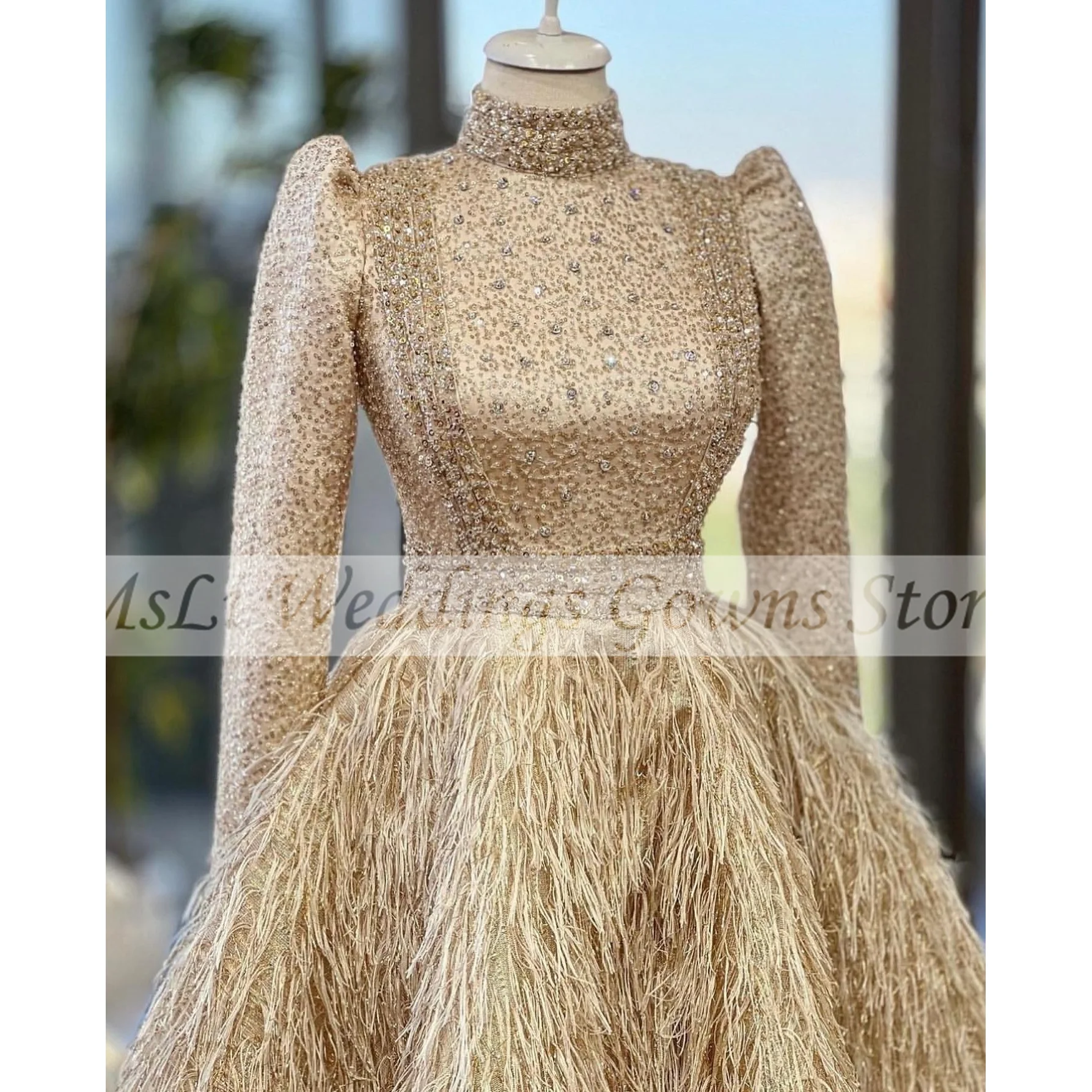 Middle East Arab Prom Dresses Feathers Beads Sequined High Neck Long Sleeve Dubai Luxury Evening Dress فساتين مناسبة رسمية