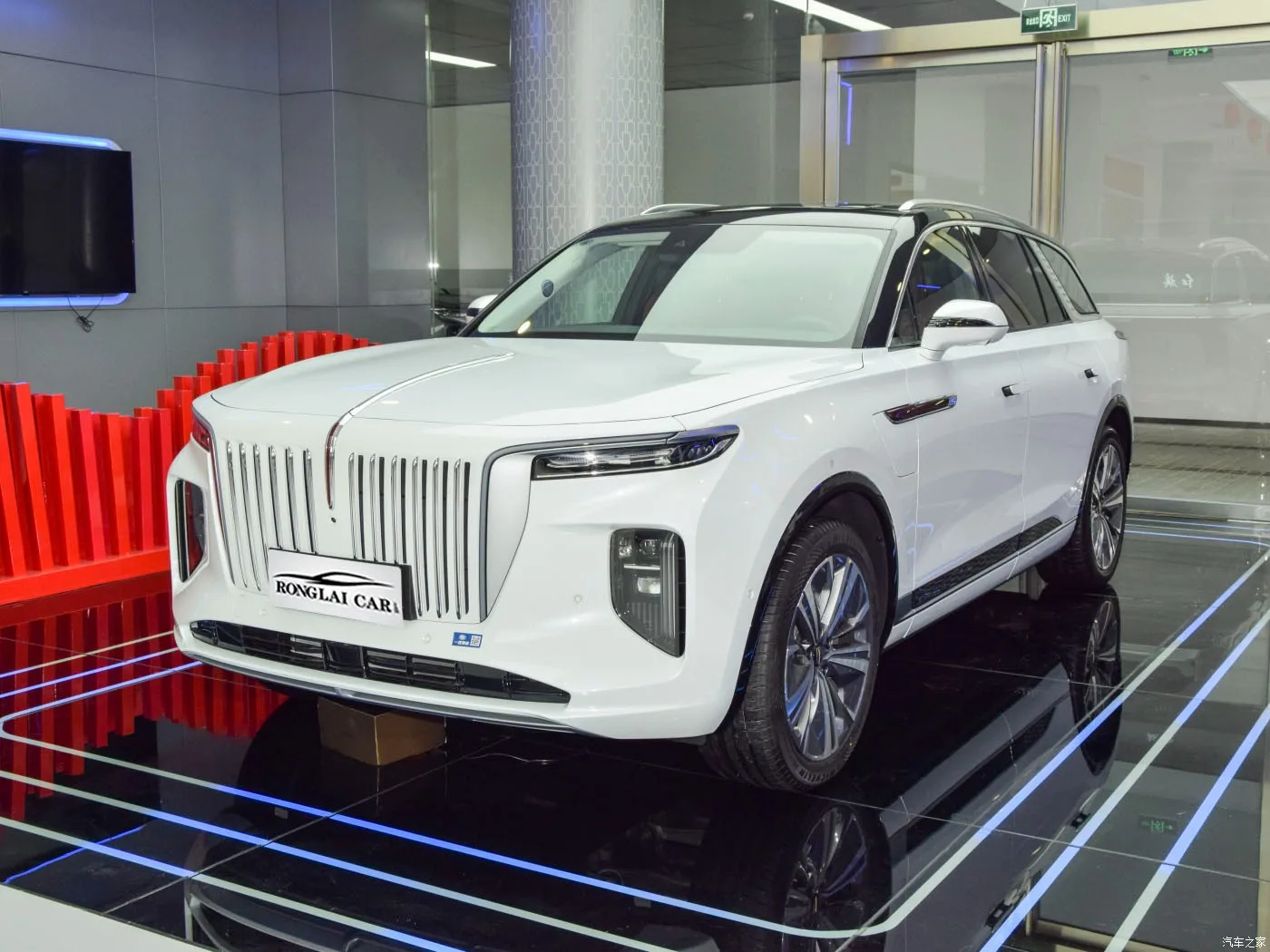 Китайский Hongqi E-hs9 690 км Show Dignity Дешевый чистый электромобиль Цена Китайский автомобиль Использованные транспортные средства на продажу Высокое качество