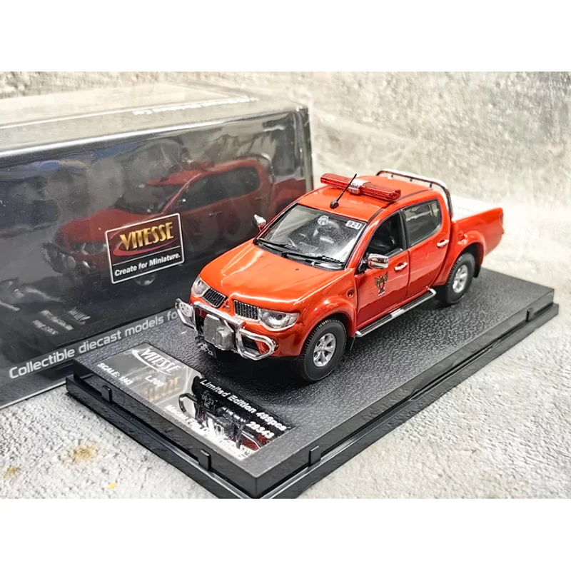 Vitsse diecast escala 1:43 l200 motor de bombeiros comando da polícia veículo liga modelo de carro coleção decoração menino presente exibição
