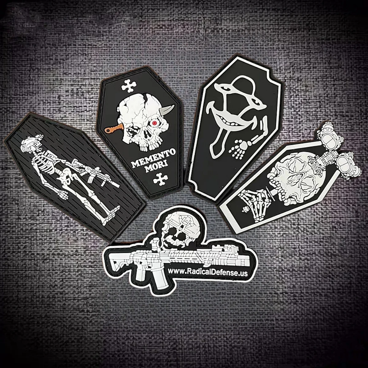 CLEARED.HOT Replica Skull Tactical Patches PVC Morale Emblem MEMENTO MORI Wailing Coffin Badge Backpack Hook Loop Sticker