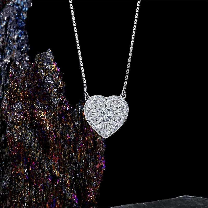 

Изысканное ожерелье из стерлингового серебра 925 пробы в форме сердца VVS1 0,3 карата с муассанитом для женщин, подарок на Рождество и день рождения