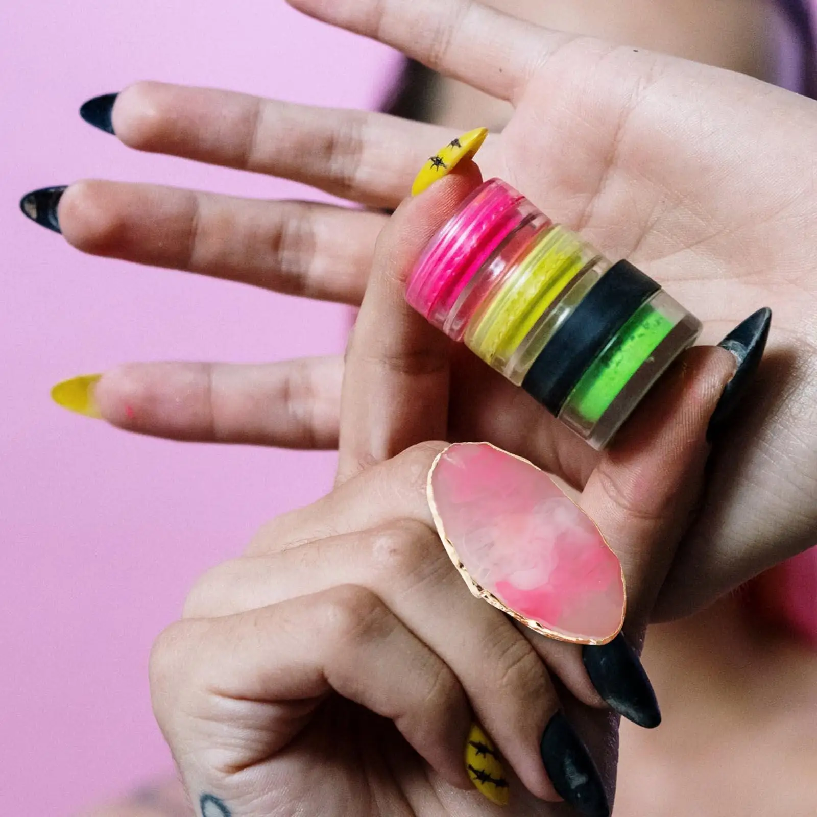 6-delig nagelpalet harsmateriaal kleurenmengplaat gladde textuur gemakkelijk schoon nageldisplay foto rekwisieten kristalpoeder