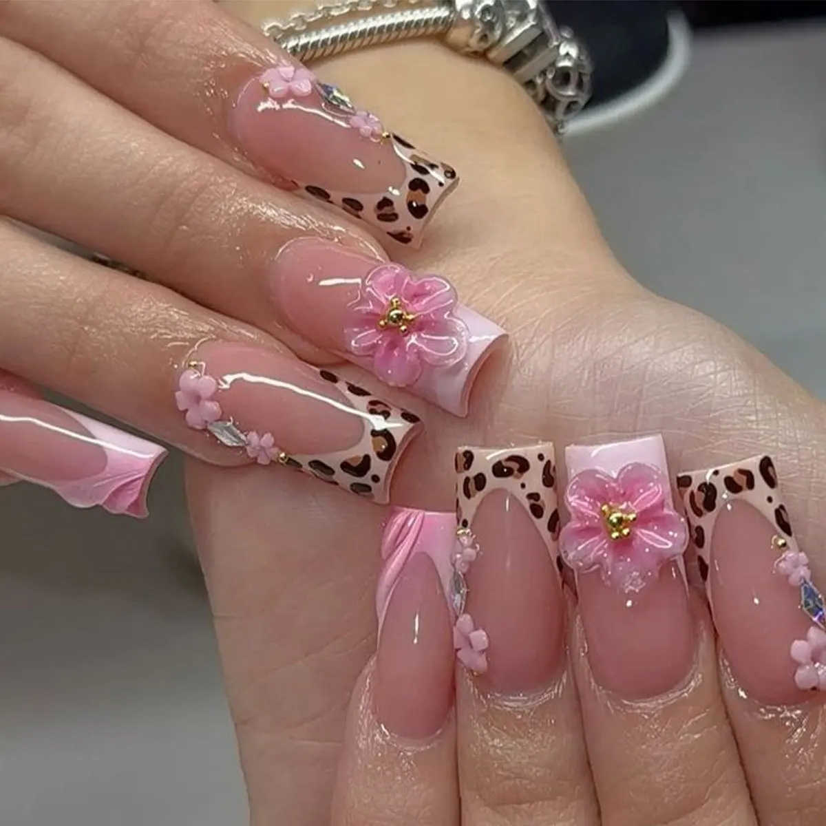 24Pcs Long Square Reusable False Nails Pink Leopard Print French Press on Nails 3D Flower Rhinestone Full Cover Fake Nails Tips