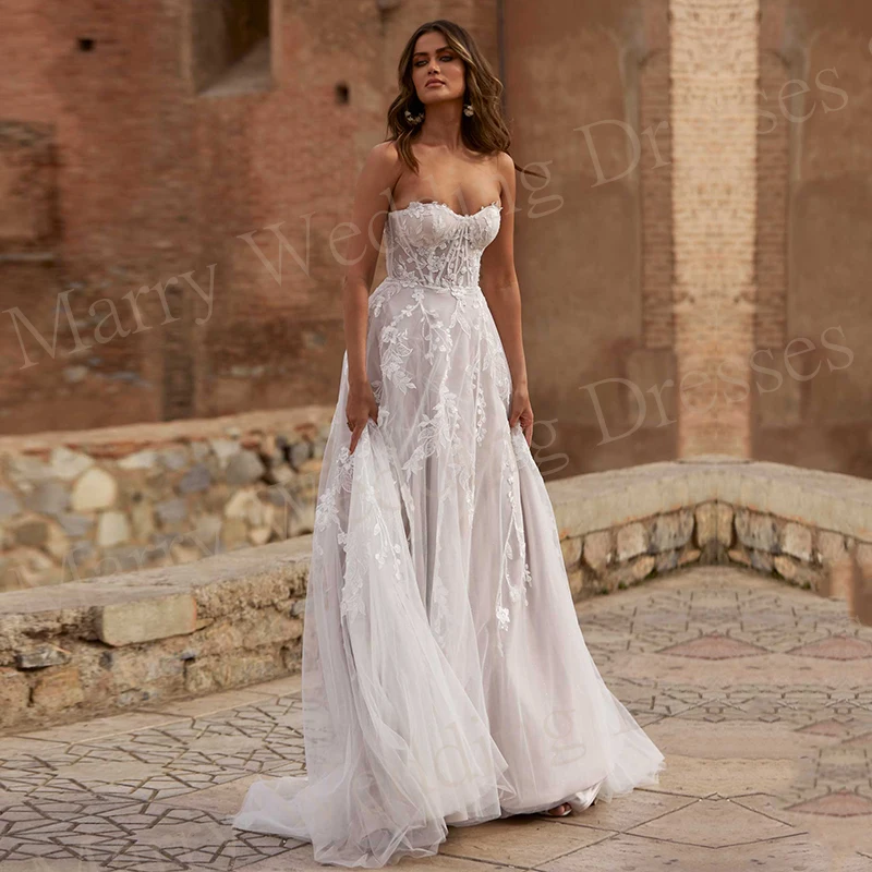 Arabic Fascinating Women's Wedding Dresses Sexy Modern Strapless Appliques Lace Bride Gowns Sleeveless Backless Vestido De Novia