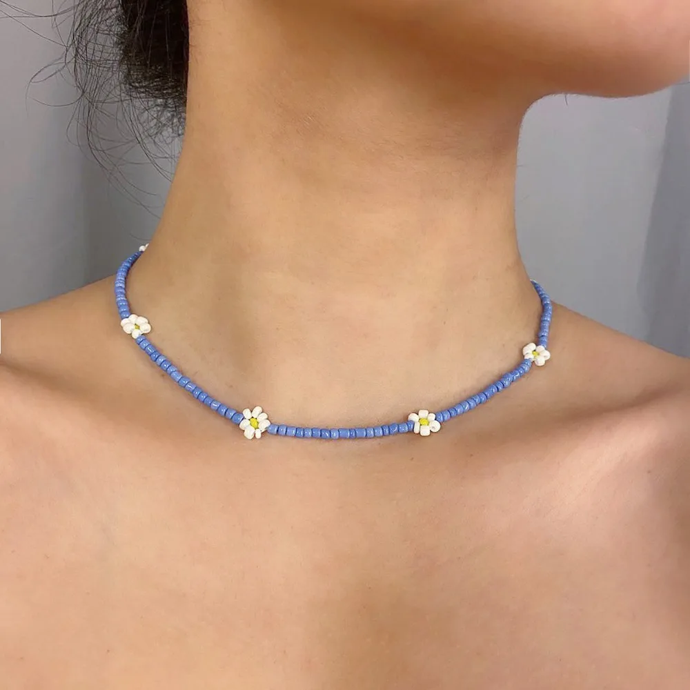 Simple Sweet White Daisy Little Flower Hand-strung Colorful Rice Beads Necklaces for Women Summer Dopamine Chokers Jewelry Gifts