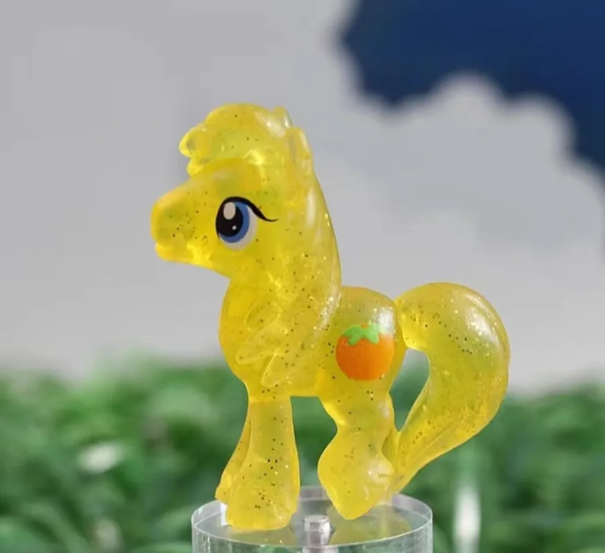 ของเล่นโมเดลจิ๋วใสจากซีรีส์มายลิตเติ้ลพอนี่ของแท้จาก Hasbro ขนาด 4.5 ซม. ตัวละครอื่นๆ จากซีรีส์มายลิตเติลพอนี่ดั้งเดิม