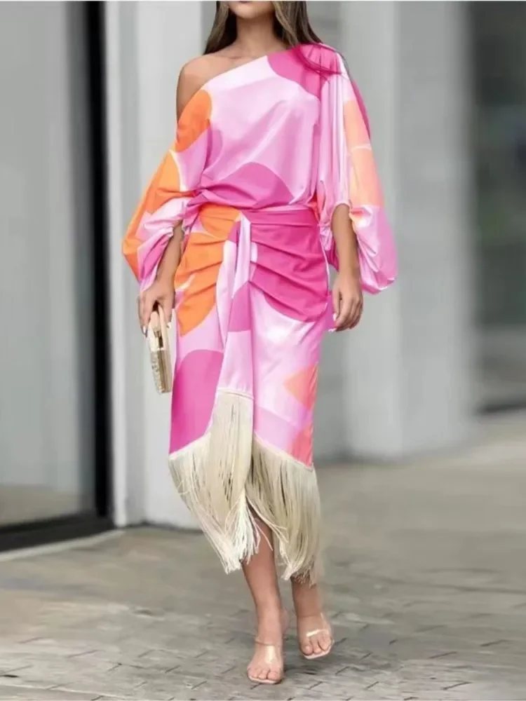 

Women's New Fashionable Printed Lantern Sleeve Slant Collar Loose Top With Tassel Bottom Half Skirt Women's Two Piece Set