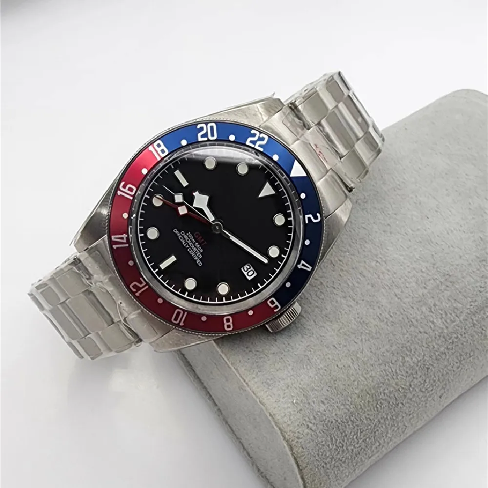 41mm Stainless Steel Watch Dual Time Zone Display Nh34 Gmt Movement 2023 New Red And Blue Bezel