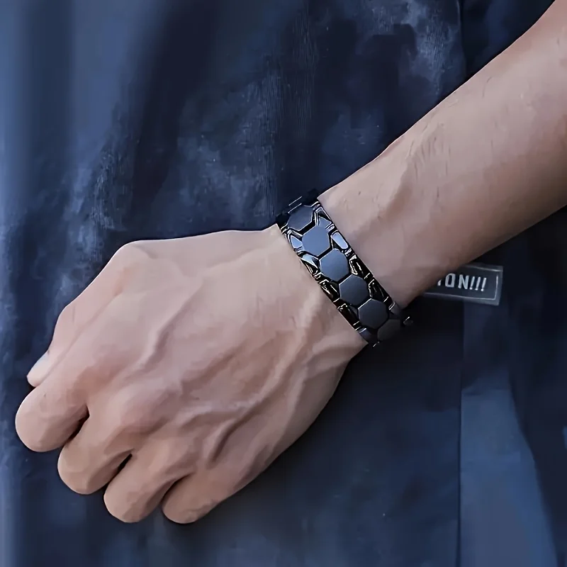 1pc men's magnetic titanium alloy bracelet - Ideal Father's Day gift, detachable hexagonal wide magnetic bead bracelet
