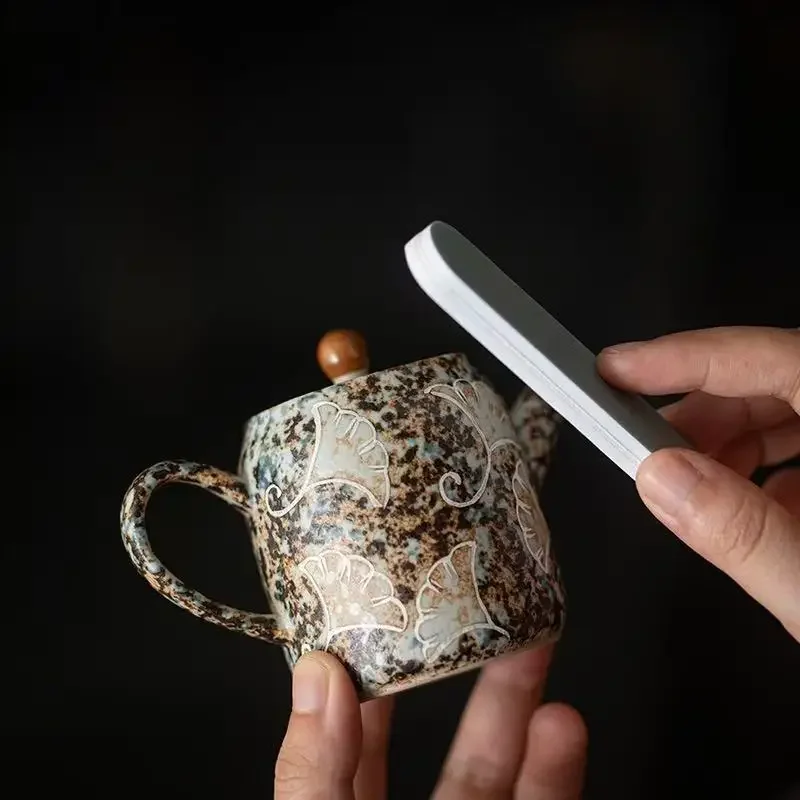 150ML Jingdezhen Hand-drawn Ginkgo Teapot Blue and White Flint Red Bubble Teapot Exquisite Stuffy Teapot Ceramic Kung Fu TeaSet