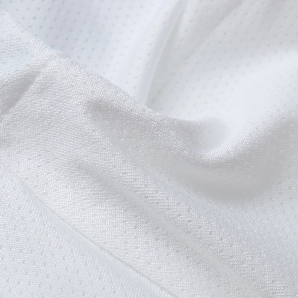 

1Pcs Underarm Sweat Vest White Size M Breathable Absorbent Comfortable Underwear Vest Women Active Wear