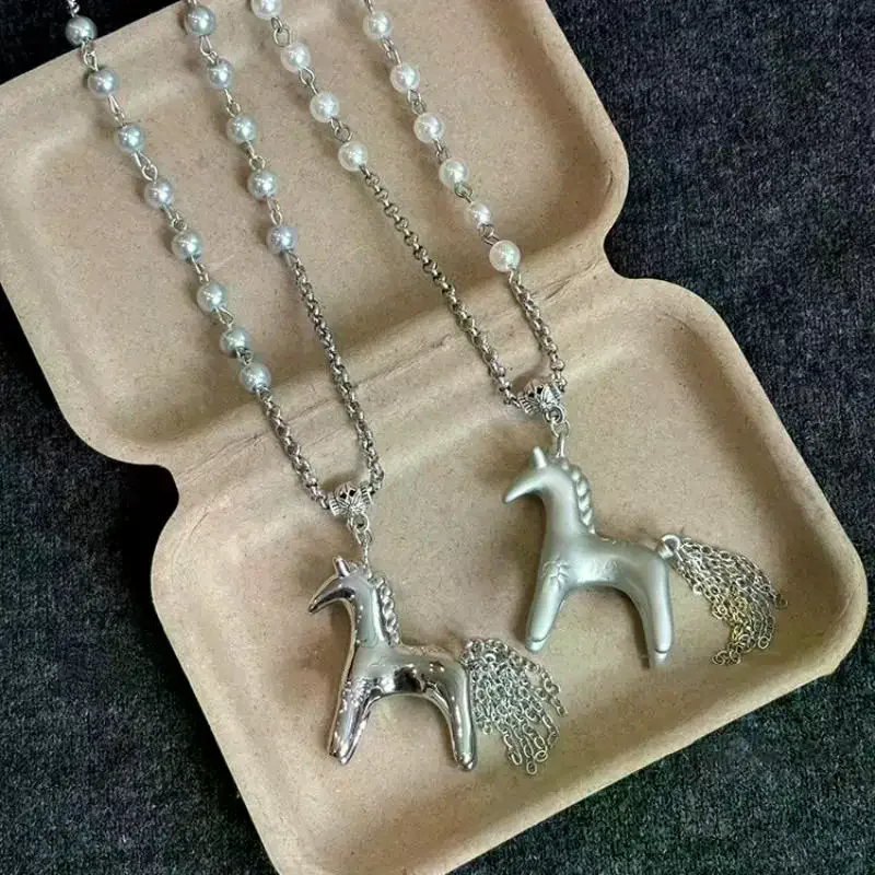 Fashion Korean Version Pearl Pony Pendant Necklace For Women Girls Vintage Exquisite Horse Necklace Jewelry Accessories Gifts